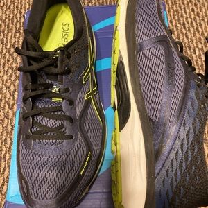 Mens asics gel cumulus 12.5